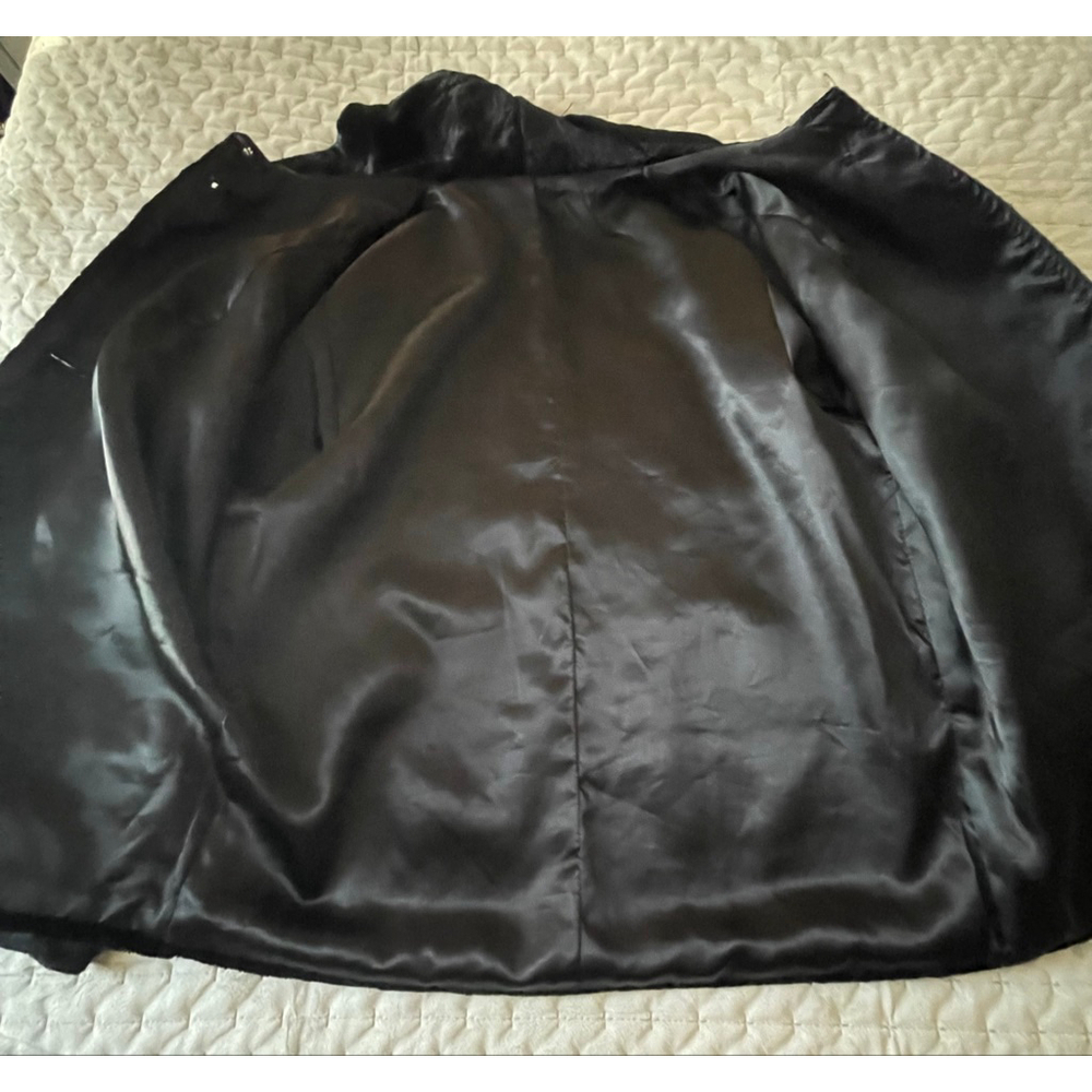 1950s Black Crushed Velvet Swing Coat w/ Rosette Buttons Old Hollywood L - Picture 7 of 9